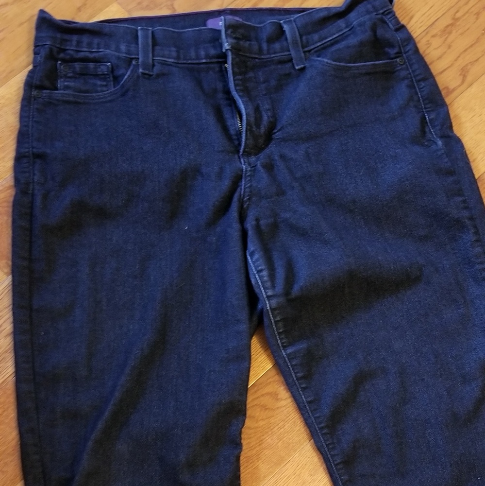 NYDJ size 12 cropped dark wash denim